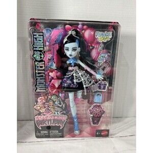 Monster High Scary Sweet Birthday Frankie Stein Doll & Accessories NEW IN BOX